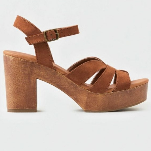 American Eagle Outfitters Shoes - NWOT American Eagle Cognac Brown Platform Wooden Sandal - Size 8